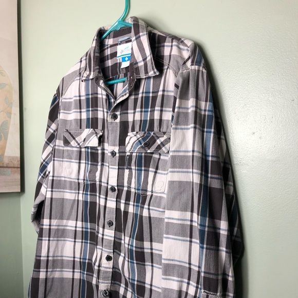 EUC PLAID COLUMBIA BUTTON DOWN LONG SLEEVE - Picture 2 of 7